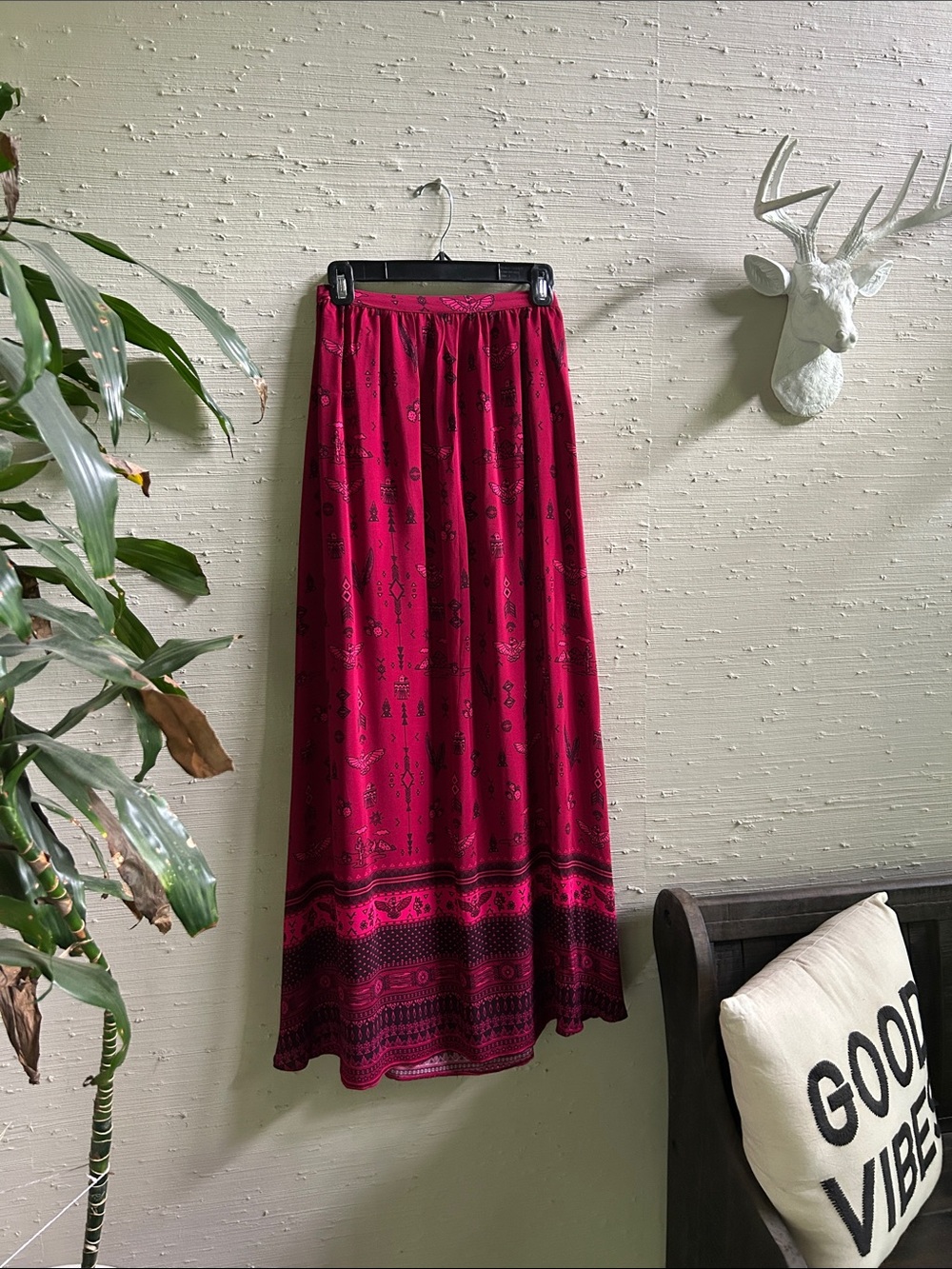 Trade Listing ❤️ Spell magenta phoenix skirt - Picture 4 of 6